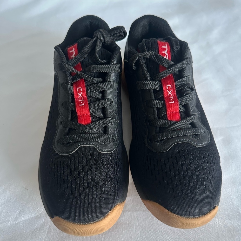 TYR Black and Red Women's Shoes